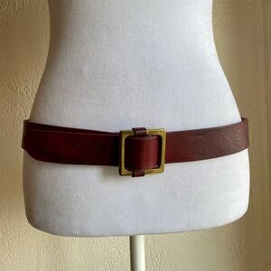 Vintage Gap  leather belt in deep red with brass buckle Size Small